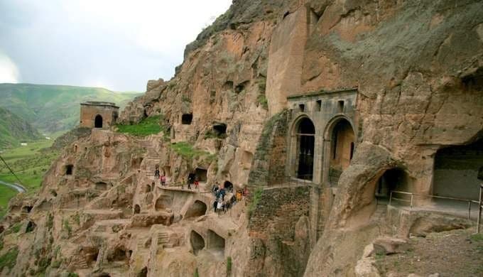 Vardzia