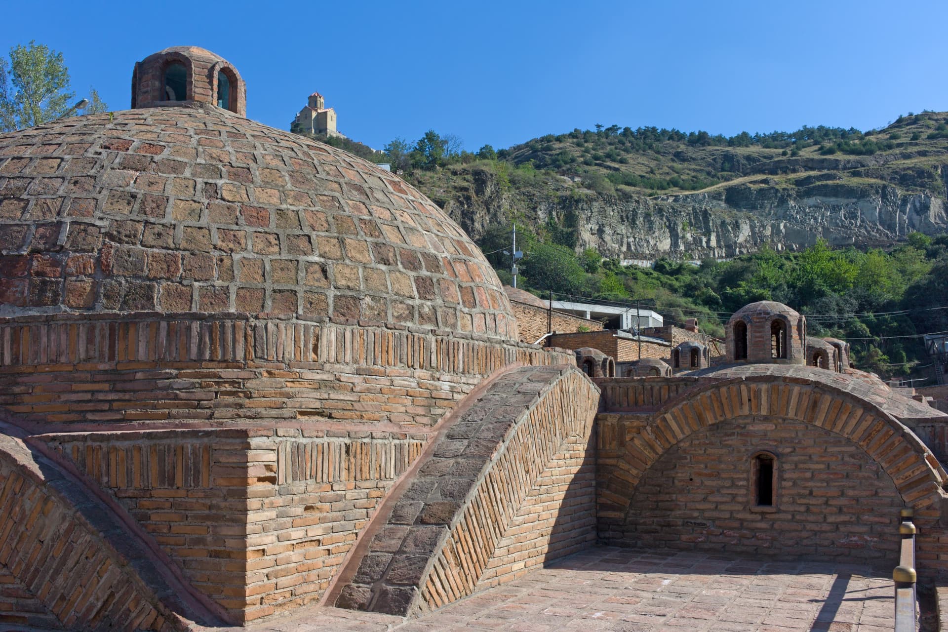 Thermalbäder und Thalassotherapie in Georgien